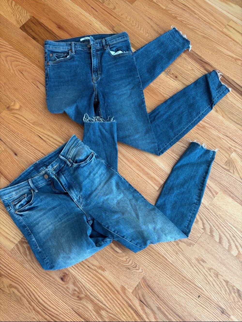 MOTHER and GRLFRND Skinny Jeans in Medium Blue with Distressed Ankles